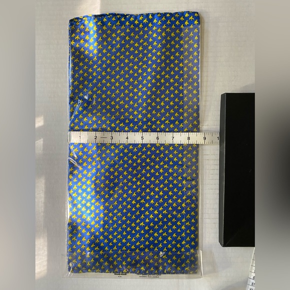 NWOT Vintage 1996 James Rizzi te Neues handmade Bird scarf silk - Picture 11 of 13